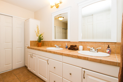 Anaheim Vacation Rental Master Bathroom